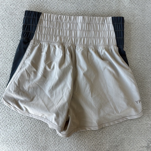 Abercrombie YPB Active Shorts - Picture 2 of 2